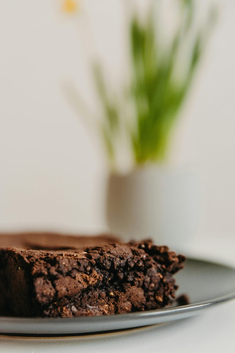 Bizcocho de chocolate fitness: Receta de dulce saludable sin azúcar y sin gluten